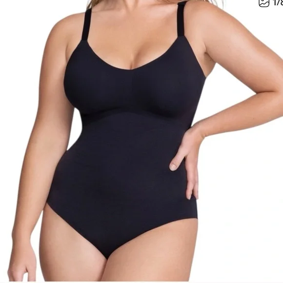 NEW HONEYLOVE Cami Bodysuit! Retail $99. Navy Vamp - Picture 4 of 4